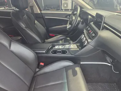 Genesis G70 2020, 27700 км, за 13456.74 USD - фото 18