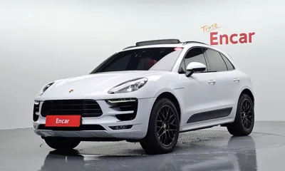 Porsche Macan · 2018 год