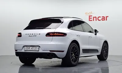 Porsche Macan 2018, 95603 км, за 23778.51 USD