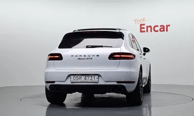 Porsche Macan 2018, 95603 км, за 23778.51 USD