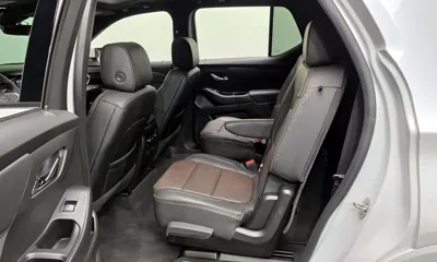 ChevroletGMDaewoo Traverse 2022, 43981 км, за 22266.27 USD - фото 12