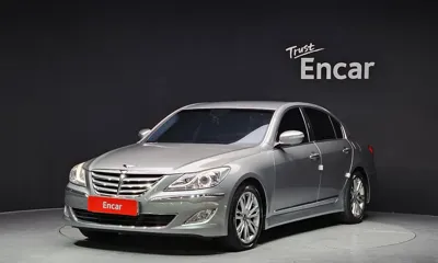 Hyundai Genesis · 2012 год