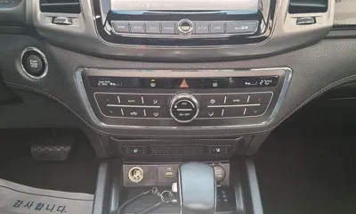KG_Mobility_Ssangyong Rexton 2022, 88076 км, за 15091.24 USD - фото 14