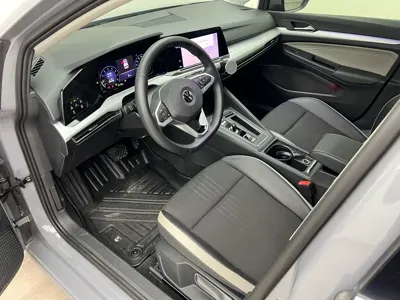 Volkswagen Golf 2022, 80000 км, за 11300.55 USD - фото 20