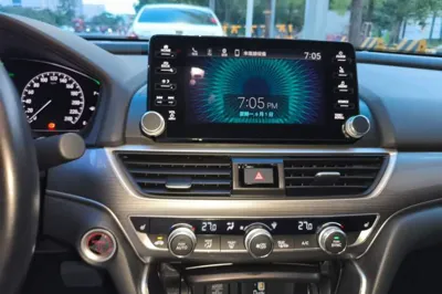 Honda Accord 2018, 61200 км, за 14274 USD - фото 13