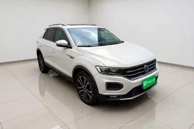Volkswagen T-Roc 2022, 17600 км, за 22082 USD