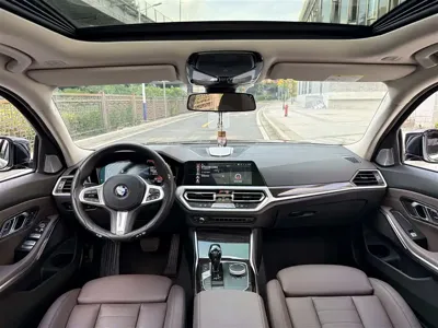 BMW 3 Series 2020, 130000 км, за 17677.59 USD - фото 9