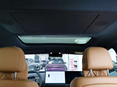 Li Auto Li Auto i8 2025, 6700 км, за 48363 USD - фото 21