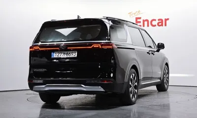 Kia Canival 2021, 111493 км, за 16055.5 USD