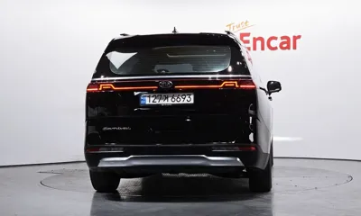 Kia Canival 2021, 111493 км, за 16055.5 USD