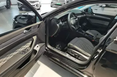 Volkswagen Magotan 2025, 3100 км, за 20902 USD - фото 18