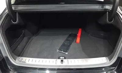 Genesis G90 2022, 80014 км, за 41302.4 USD - фото 20