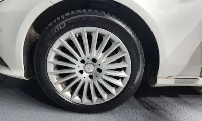 Mercedes-Benz E-Class 2014, 123531 км, за 6312.71 USD