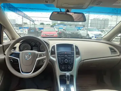 Buick Excelle 2015, 140000 км, за 1889.38 USD