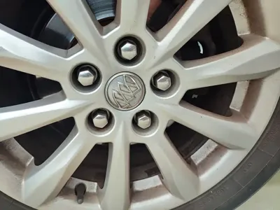 Buick Excelle 2015, 140000 км, за 1889.38 USD - фото 12