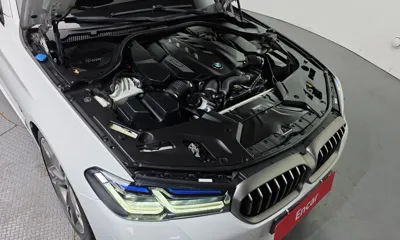 BMW 5-Series 2022, 66501 км, за 32985.22 USD - фото 6