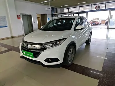 Honda Vezel 2020, 96800 км, за 8189.53 USD