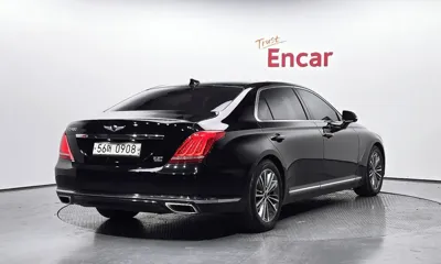 Genesis EQ900 2016, 296905 км, за 6742.47 USD