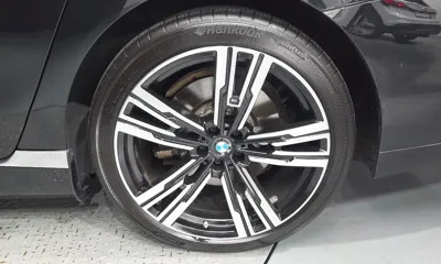 BMW i7 2024, 105525 км, за 68582.18 USD - фото 21