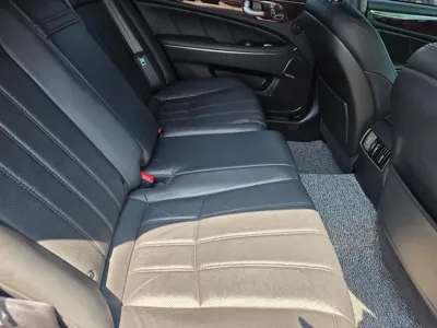 Hyundai Equus 2012, 137700 км, за 4420.46 USD - фото 19