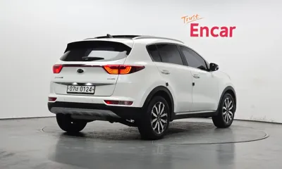 Kia Sportage 2016, 52413 км, за 7796.5 USD