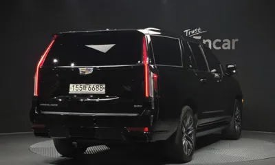 Cadillac Escalade 2023, 58504 км, за 65081.47 USD