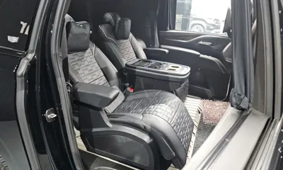 Cadillac Escalade 2023, 58504 км, за 65081.47 USD - фото 11
