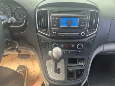 Hyundai Starex 2018, 116571 км, за 8334.96 USD - фото 9