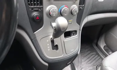 Hyundai Starex 2014, 124383 км, за 6305.83 USD - фото 9