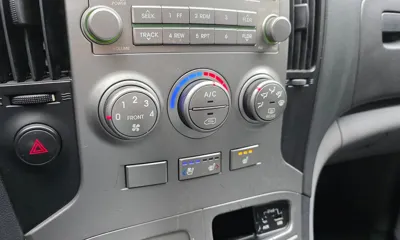 Hyundai Starex 2014, 124383 км, за 6305.83 USD - фото 18