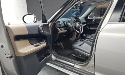 MINI Countryman 2019, 81017 км, за 10708.63 USD - фото 10