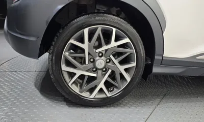 Hyundai Kona 2023, 41100 км, за 15688.59 USD