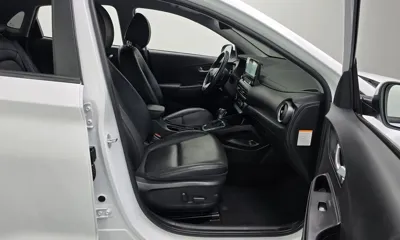 Hyundai Kona 2023, 41100 км, за 15688.59 USD - фото 11