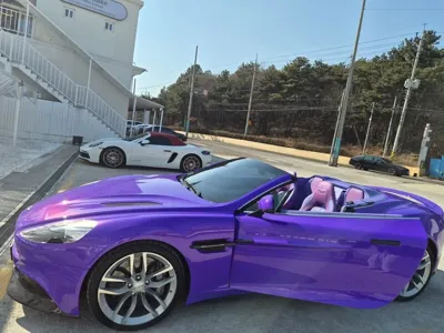 Astonmartin Vanquish · 2015 год
