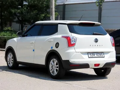KG_Mobility_Ssangyong TIBOLI 2015, 126117 км, за 3807.27 USD