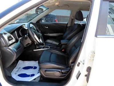 KG_Mobility_Ssangyong TIBOLI 2015, 126117 км, за 3807.27 USD