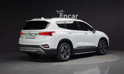 Hyundai Santafe 2019, 117079 км, за 12156.28 USD