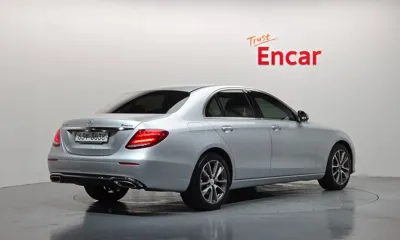 Mercedes-Benz E-Class 2019, 48617 км, за 18786.97 USD