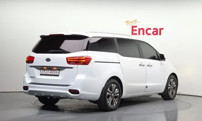 Kia Canival 2019, 144440 км, за 7417.21 USD