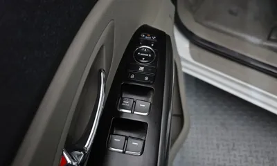 Kia Canival 2019, 144440 км, за 7417.21 USD - фото 14