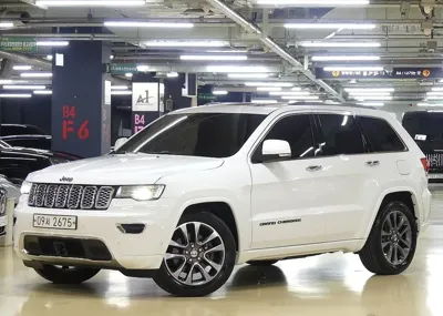 Jeep Cherokee 2017, 99324 км, за 14236.73 USD