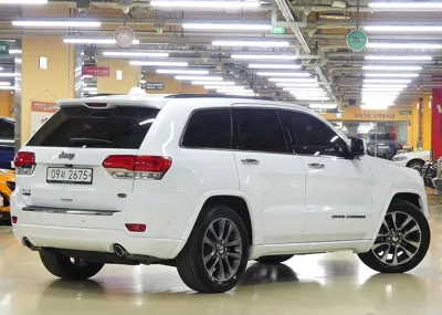 Jeep Cherokee 2017, 99324 км, за 14236.73 USD