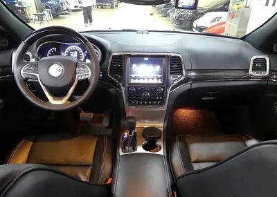 Jeep Cherokee 2017, 99324 км, за 14236.73 USD