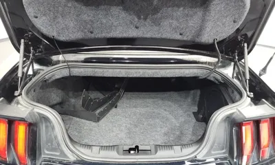 Ford Mustang 2019, 34574 км, за 66218.49 USD - фото 20