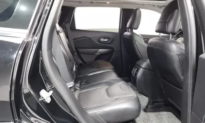 Jeep Cherokee 2019, 247119 км, за 5525.58 USD - фото 18