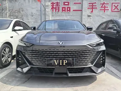 Changan UNI-V 2023, 30000 км, за 10711.98 USD