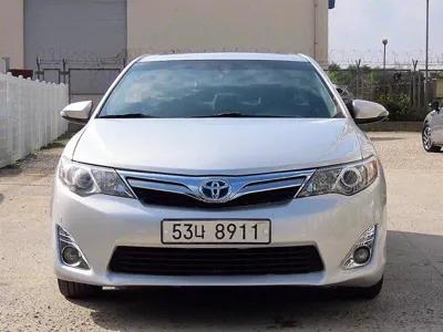 Toyota Camry · 2012 год