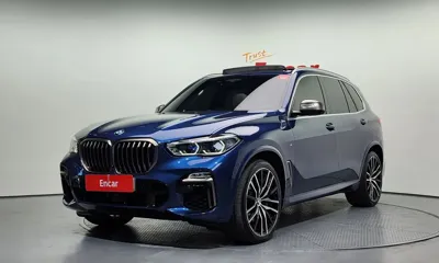 BMW X5 · 2021 год