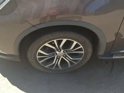 Mitsubishi Outlander 2017, 110500 км, за 6915.7 USD - фото 6
