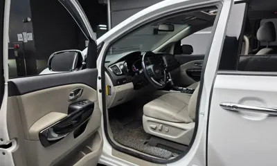 Kia Canival 2019, 75228 км, за 13238.4 USD - фото 11